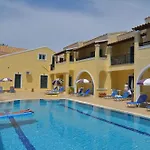 Clio Apartments
