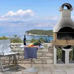 Villa White Stone By Rodostamo Collection