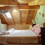 Luminous 2Bd Stone Apt In The Alleys Of Corfu Town