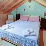 Luminous 2Bd Stone Apt In The Alleys Of Corfu Town