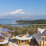 Villa White Stone by Rodostamo Hotel