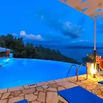 Villa Regina: Above Agni, Superb Views And Pool