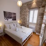 La Cantada - Renovated Apartment In Corfu Town