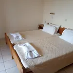 Spiros Apartments