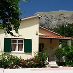 Villa Kiki