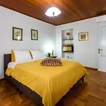 Carmen & Vasia Nest