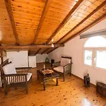 Frosos Beachfront Maisonette Acharavi