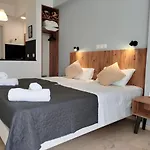Valentinos Apartments