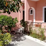 Mouzakitis Apartments 4