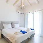 Brand New Villa Loki With Large Infinity Pool Wifi And Sea Views