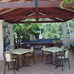 Makis Apartments
