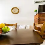 Rikki Apartment