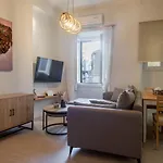 Nenas Volto Apartment