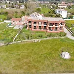 Giannis Apartments 7