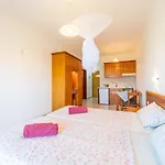 Giannis Apartments 2