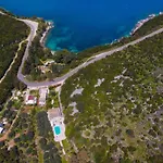 Villa Camross