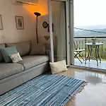 Schones Familienappartement In Pelekas, Corfu Mit Meerblick