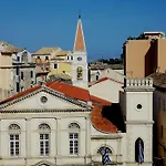 Attic Flat At San Giacomo Square-Corfu Town