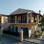Xenia'S Apartments In Alepou