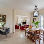 3Bdr Sunny Apartment In Corfu Town