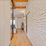 Lola Apartments
