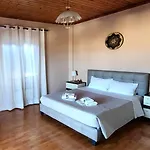 Seascape Elegant Apartment