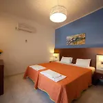Dandidis Seaside Pension