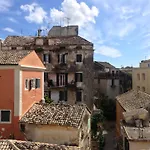 Iliokambida House