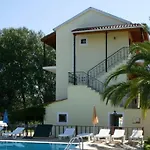 Margarita-Fondas Apartments