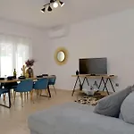 Pluma By Platinum River Apartments