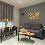 Traveleclectic Apartments