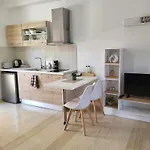 Cielo Studio & Apartments