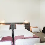 Kates Apartments