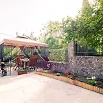 Villa Theodore