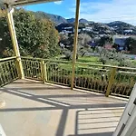 Ipsos Apartment