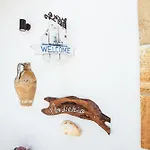 Elena'S Seaside Apartments & Studios