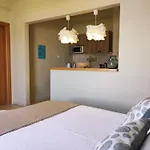Thalassa Apartments & Studios
