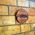 Anna'S Ground Floor Apartment