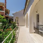 Lena Kassiopi Apartments