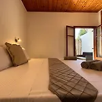 Golden View Apartments