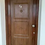 Nikki'S Studios & Apartments