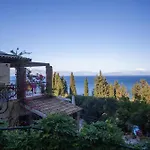Lucky Villas