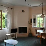 Garden House In Corfu