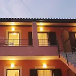 Filoxenia Apartments & Studios