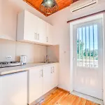 Sandy Beach Houses - Sea View