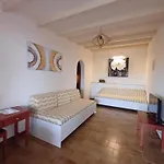 Penelope Apartment Hotel