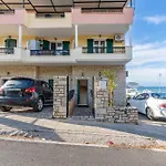 Seaview Portside Apartment