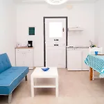 Sea View Apartment In Dassia - Emily