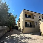 Q Apartments Fox, Corfu Town