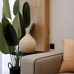 Lineria Luxury Living